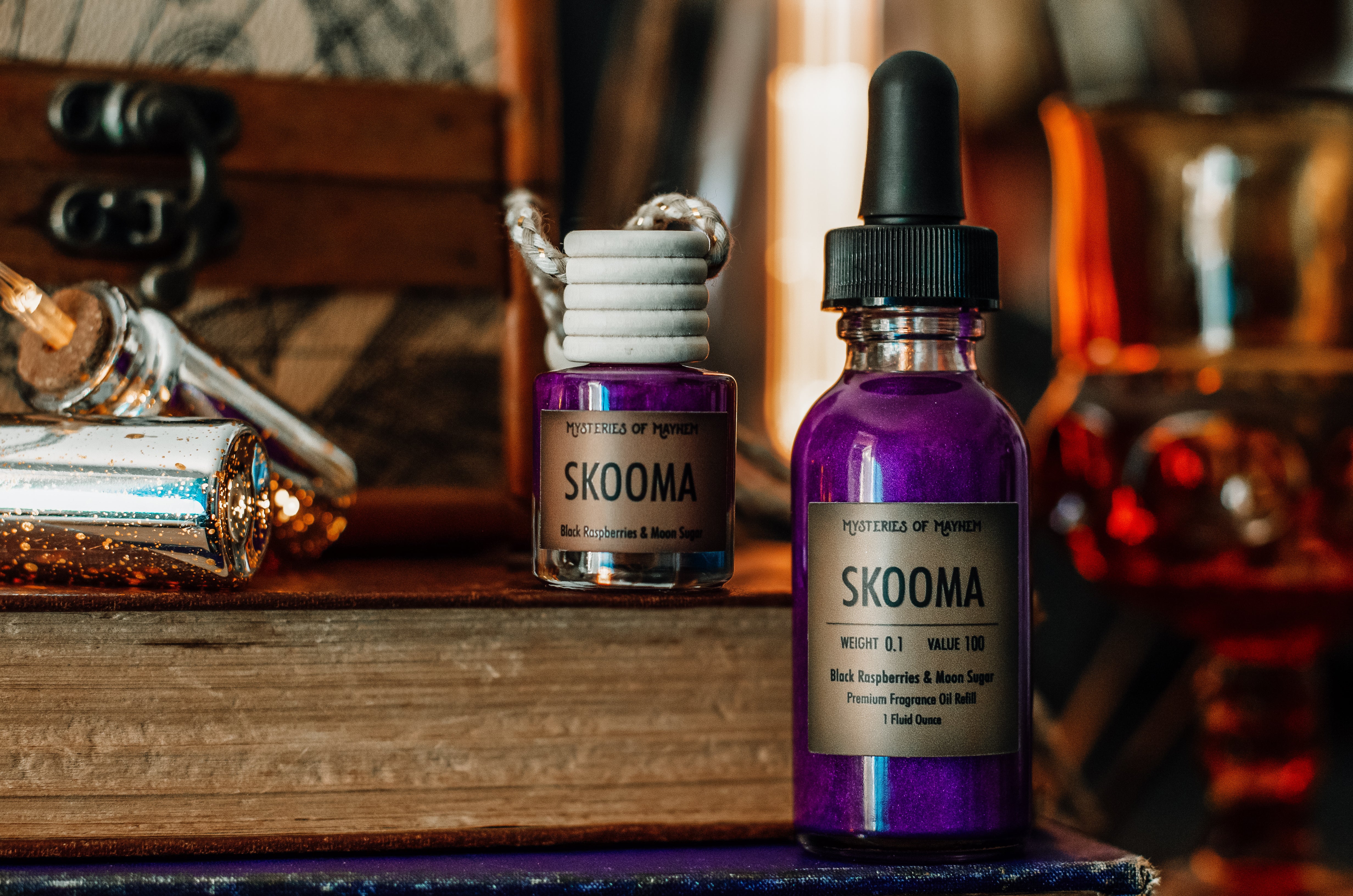 Bundle Skooma Portable Scent Diffuser and Refill Fragrance Oil - Black Raspberry & Moon Sugar Scented - Gift for Gamers