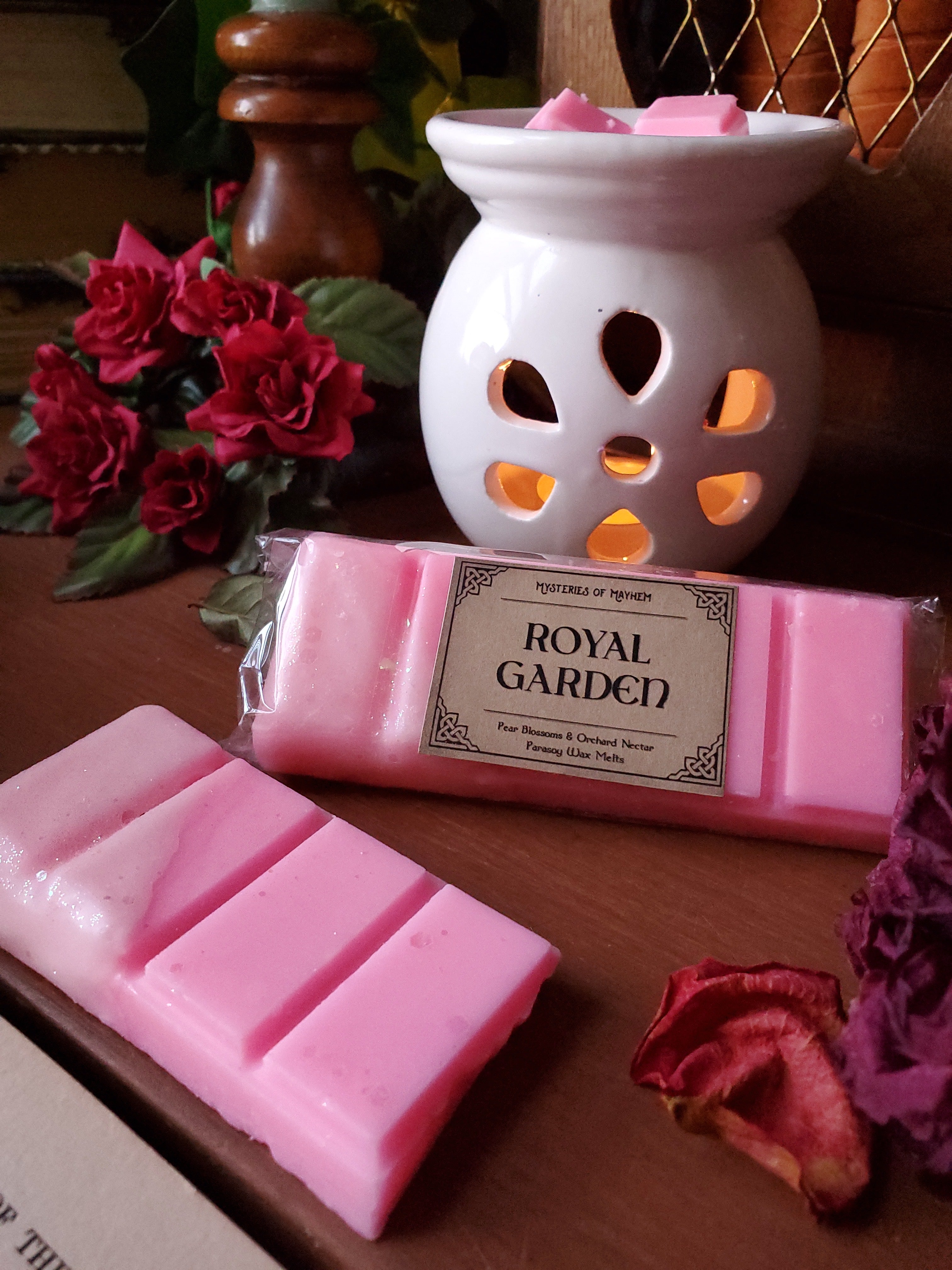 Royal Garden Wax Snap Bar -  Pear Blossoms & Orchard Nectar Scented