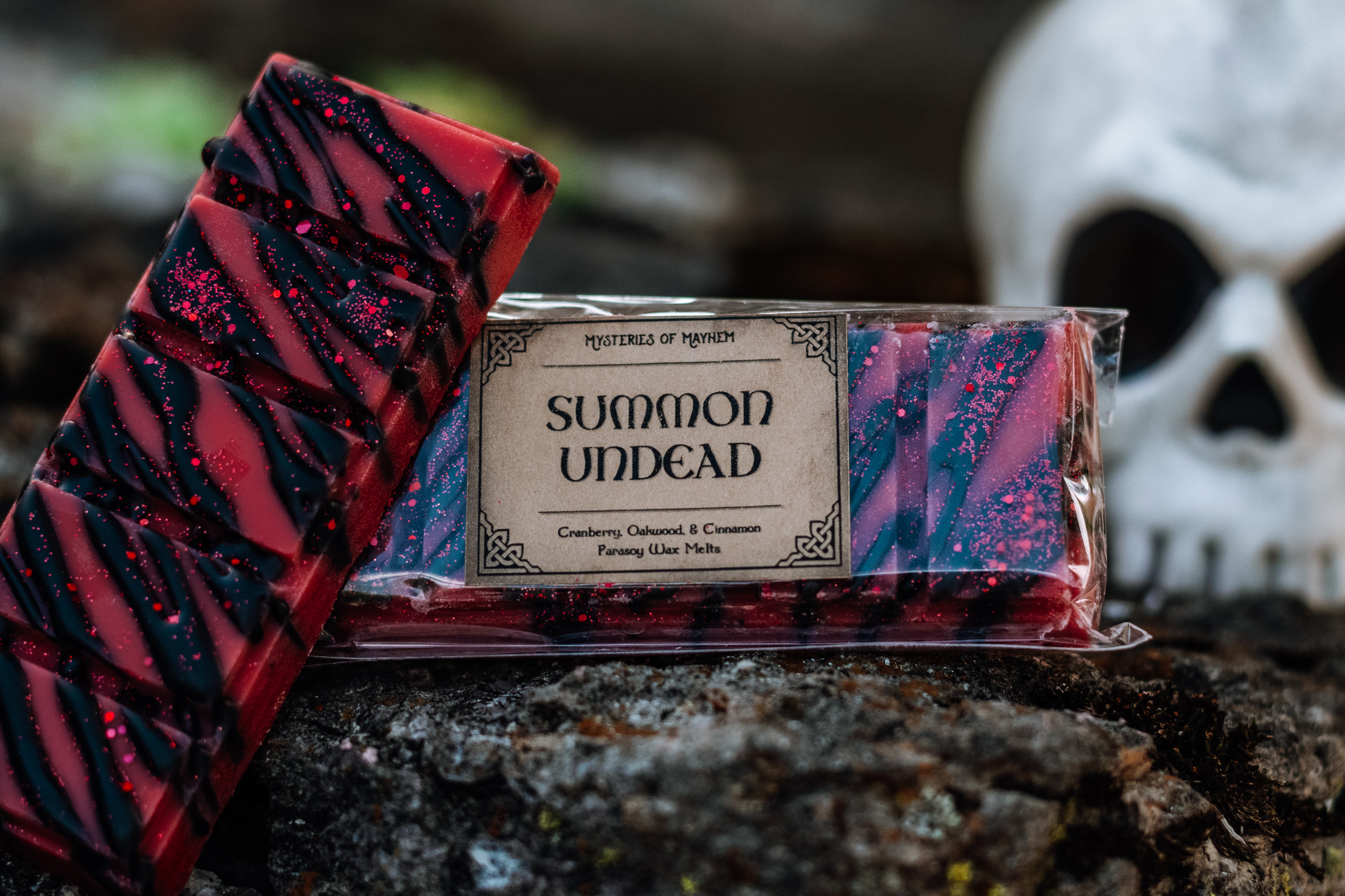 Summon Undead Wax Snap Bar - Cranberry, Oakwood, and Cinnamon