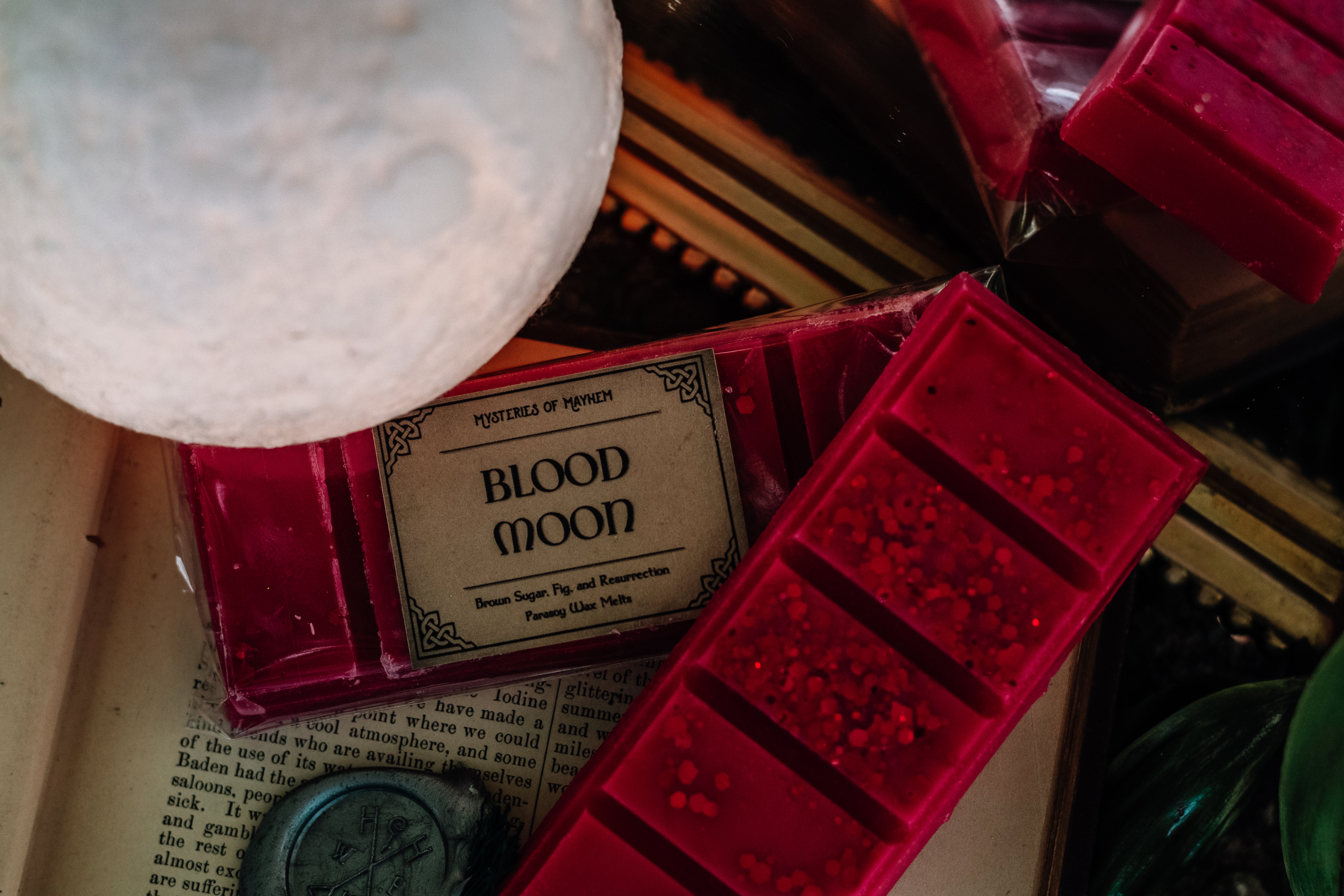 Blood Moon Wax Snap Bar - Brown Sugar, Fig, and Resurrection