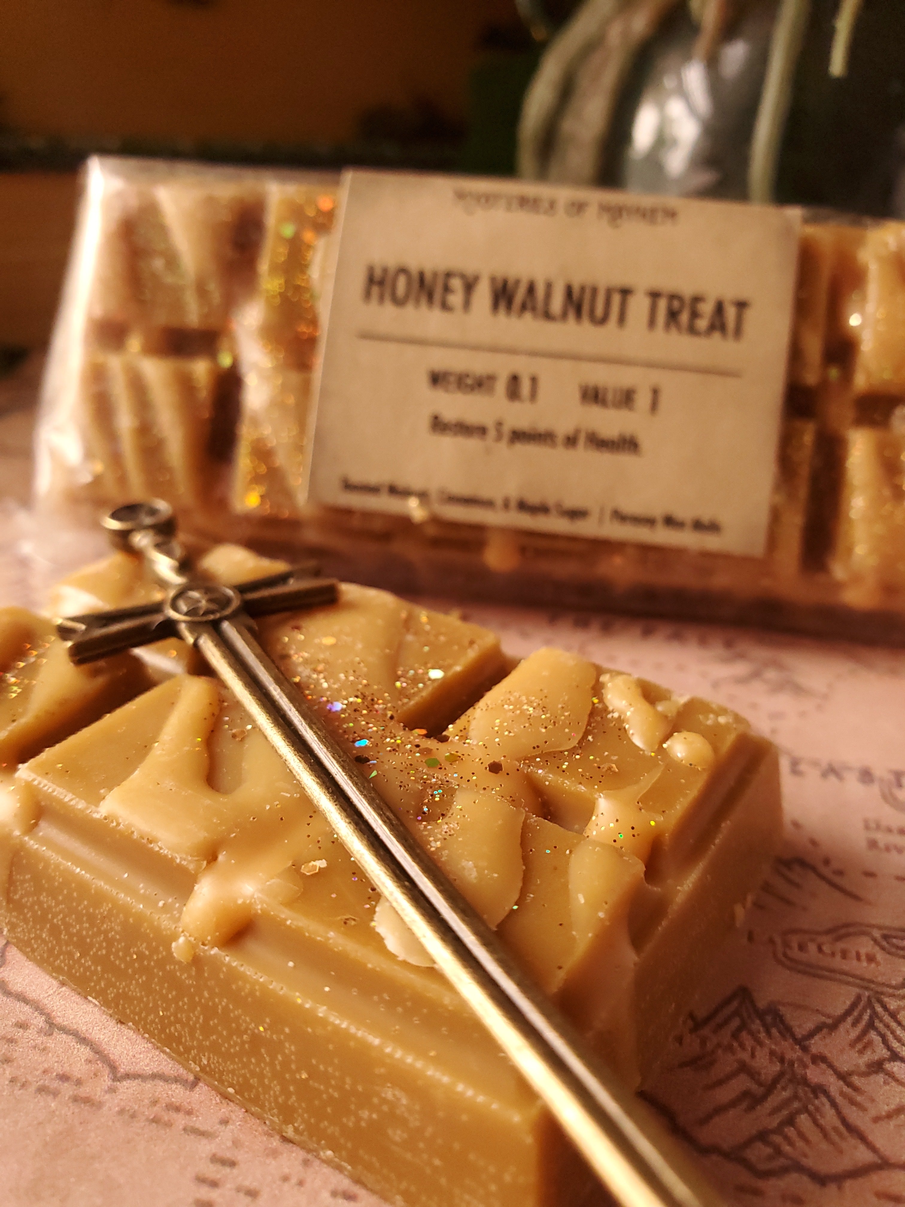 Honey Walnut Treat Wax Snap Bar