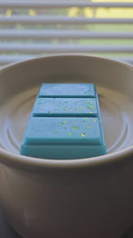 Load and play video in Gallery viewer, Moon Sugar Wax Snap Bar - Strawberry, Coconut, &amp; Vanilla Musk Scented
